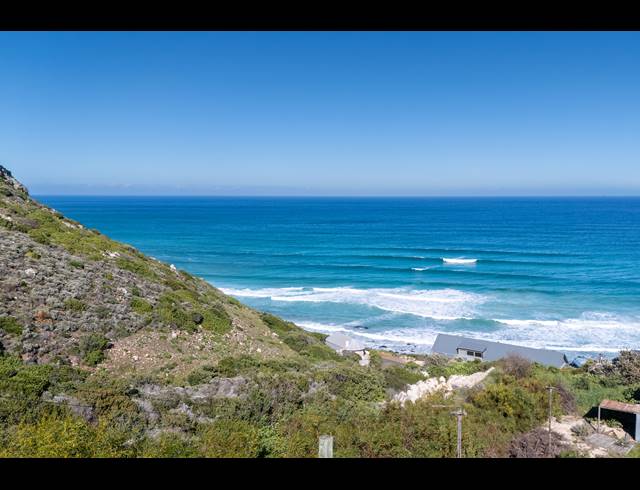 890M² VACANT LAND FOR SALE IN MISTY CLIFFS